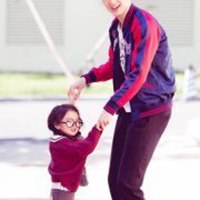 董力头像高清图片大全_名人董力真实头像大图下载