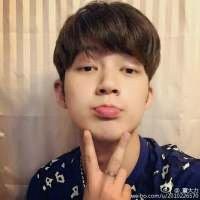 董力头像高清图片大全_名人董力真实头像大图下载