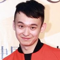 董子健头像高清图片大全_名人董子健真实头像大图下载