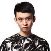 董子健头像高清图片大全_名人董子健真实头像大图下载