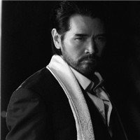 费翔头像高清图片大全_名人费翔真实头像大图下载