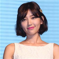 郭雪芙头像高清图片大全_名人郭雪芙真实头像大图下载