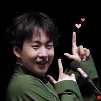 郭麒麟头像高清图片大全_名人郭麒麟真实头像大图下载