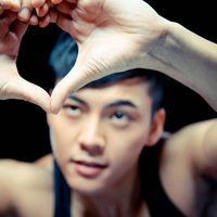 陈伟霆头像高清图片大全_名人陈伟霆真实头像大图下载