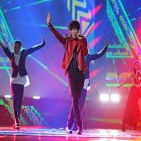 黄致列头像高清图片大全_名人黄致列真实头像大图下载