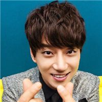 黄致列头像高清图片大全_名人黄致列真实头像大图下载