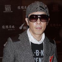 黄贯中头像高清图片大全_名人黄贯中真实头像大图下载