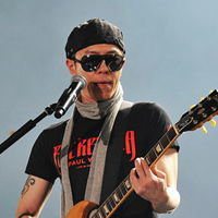 黄贯中头像高清图片大全_名人黄贯中真实头像大图下载