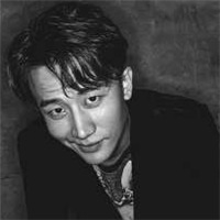 黄轩头像高清图片大全_名人黄轩真实头像大图下载