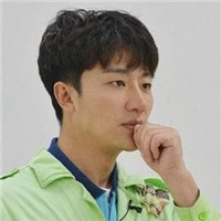 黄轩头像高清图片大全_名人黄轩真实头像大图下载