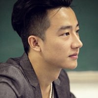 黄轩头像高清图片大全_名人黄轩真实头像大图下载