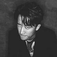 黄轩头像高清图片大全_名人黄轩真实头像大图下载