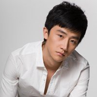 黄轩头像高清图片大全_名人黄轩真实头像大图下载