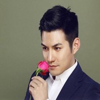 严屹宽头像高清图片大全_名人严屹宽真人头像大图下载