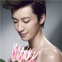 乔任梁头像高清图片大全_名人乔任梁真人头像大图下载