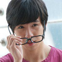 俞灏明头像高清图片大全_名人俞灏明真人头像大图下载