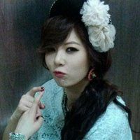 倪金泫雅头像高清图片大全_名人倪金泫雅真人头像大图下载