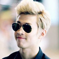 刘宪华头像高清图片大全_名人刘宪华真人头像大图下载