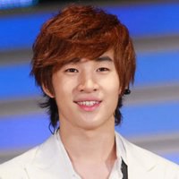 刘宪华头像高清图片大全_名人刘宪华真人头像大图下载