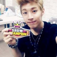 刘宪华头像高清图片大全_名人刘宪华真人头像大图下载