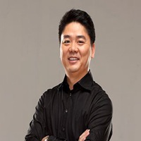 刘强东头像高清图片大全_京东创始人刘强东真人头像大图下载