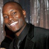 吉布森头像高清图片大全_名人吉布森真人头像大图下载