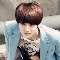 吴世勋头像高清图片大全_名人吴世勋真人头像大图下载