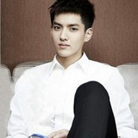 吴亦凡头像高清图片大全_名人吴亦凡真人头像大图下载