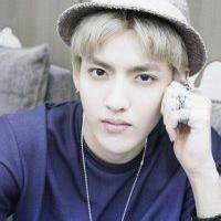 吴亦凡头像高清图片大全_名人吴亦凡真人头像大图下载