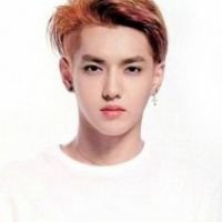 吴亦凡头像高清图片大全_名人吴亦凡真人头像大图下载