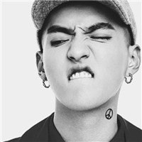 吴亦凡头像高清图片大全_名人吴亦凡真人头像大图下载