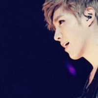 吴亦凡头像高清图片大全_名人吴亦凡真人头像大图下载