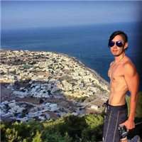 吴建豪头像高清图片大全_名人吴建豪真人头像大图下载