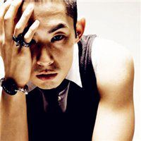 吴建豪头像高清图片大全_名人吴建豪真人头像大图下载