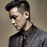 吴彦祖头像高清图片大全_名人吴彦祖真人头像大图下载