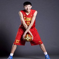 周琦头像高清图片大全_CBA篮球明星周琦真人头像大图下载