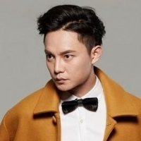 尹正头像高清图片大全_名人尹正真人头像大图下载