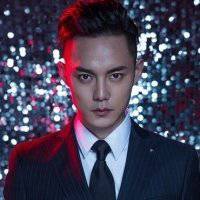 尹正头像高清图片大全_名人尹正真人头像大图下载