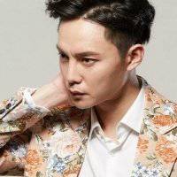 尹正头像高清图片大全_名人尹正真人头像大图下载