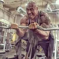 巨石强森头像高清图片大全_名人巨石强森真人头像大图下载