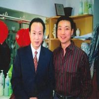 康辉头像高清图片大全_名人康辉真人头像大图下载