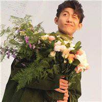 张一山头像高清图片大全_名人张一山真人头像大图下载