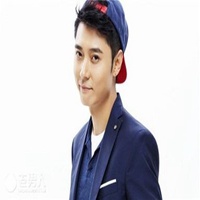 张丹峰头像高清图片大全_名人张丹峰真人头像大图下载