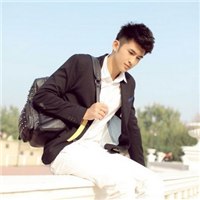 张云龙头像高清图片大全_名人张云龙真人头像大图下载