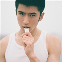 张云龙头像高清图片大全_名人张云龙真人头像大图下载