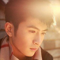 张云龙头像高清图片大全_名人张云龙真人头像大图下载