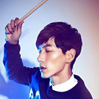 张亮头像高清图片大全_名人张亮真人头像大图下载