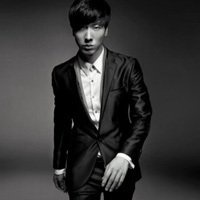 张亮头像高清图片大全_名人张亮真人头像大图下载