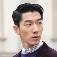 张亮头像高清图片大全_名人张亮真人头像大图下载