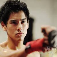 彭于晏头像高清图片大全_名人彭于晏真人头像大图下载